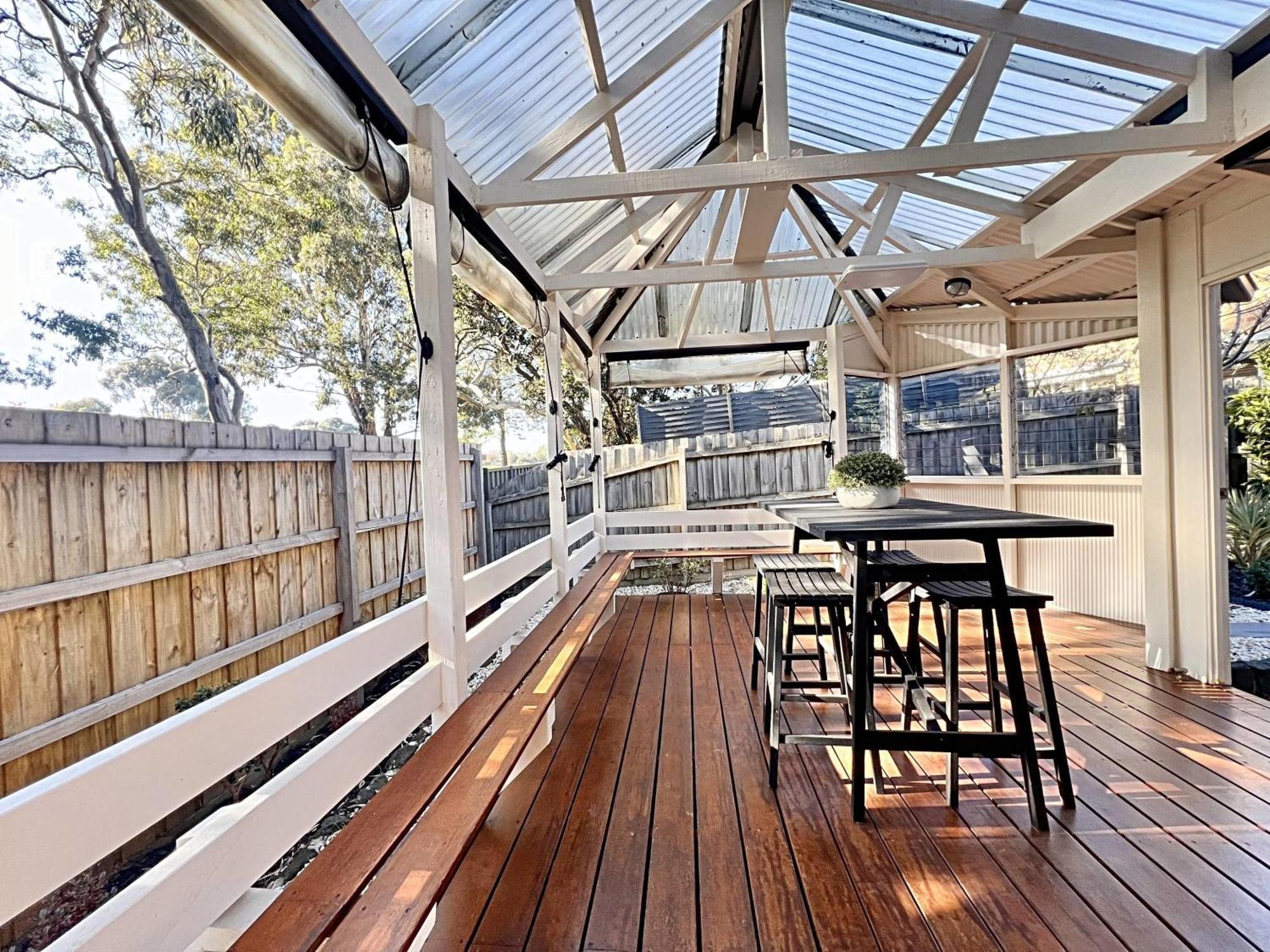 Elegant Retreat In Balwyn North Villa Melbourne Bagian luar foto